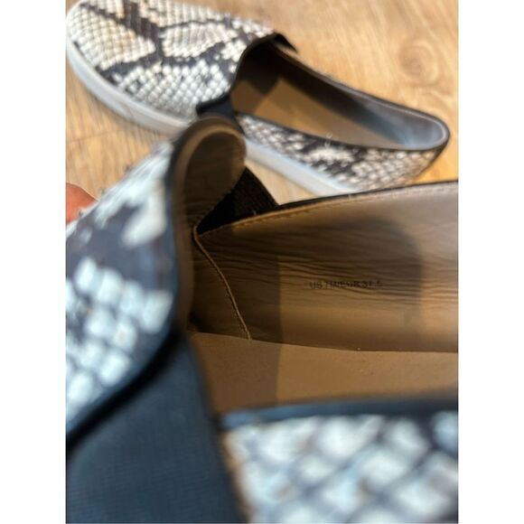Vince python snake embossed slip on sneakers black beige size 7 leather - Picture 8 of 10